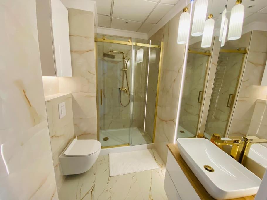 Gustowny Apartament Na Woli Warschau Buitenkant foto